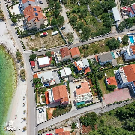 Awesome Home In Slatine *